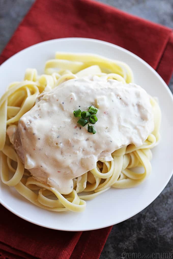 Slow Cooker Cream Cheese Chicken | Creme De La Crumb