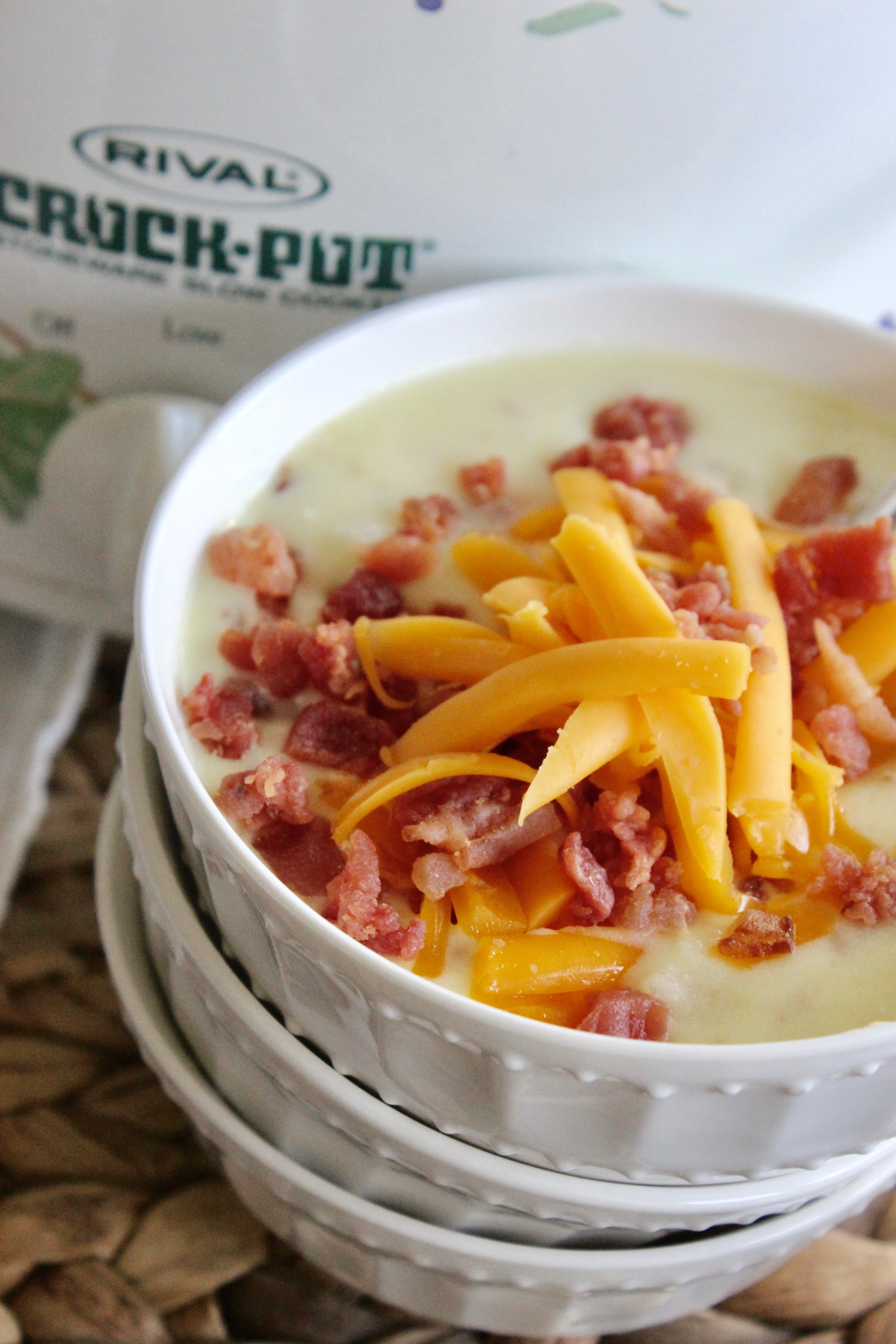 Easy Crockpot Hashbrown Potato Soup